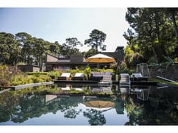 CASA EN VENTA CON VISTA Y ACCESO AL LAGO