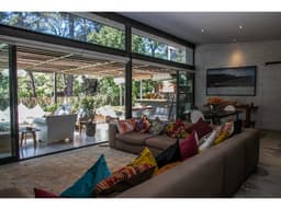 CASA EN VENTA EN AVANDARO, VALLE DE BRAVO, AMUEBLADA