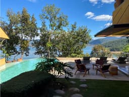 CASA EN CLUB DE GOLF & VELA IZAR