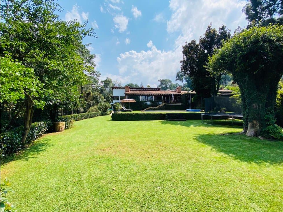 CASA EN AVANDARO CON BOSQUE Y RIO — foto 6