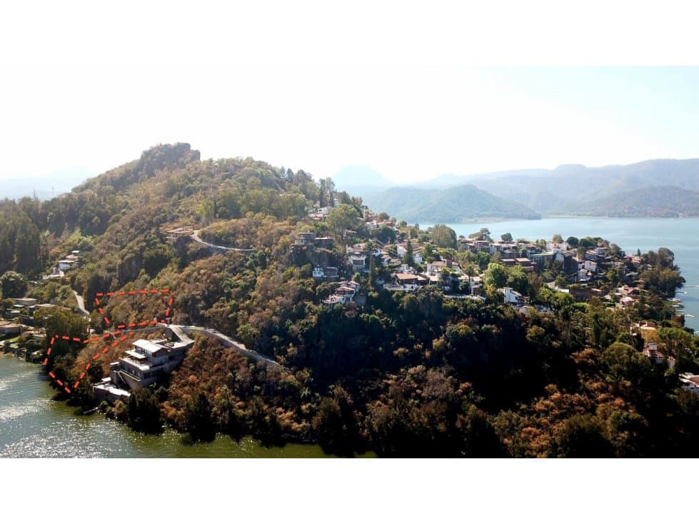 TERRENOS CON ACCESO Y VISTA AL LAGO — foto 2