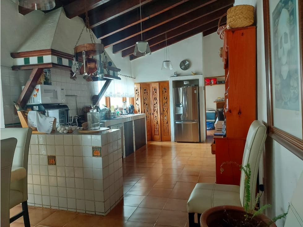 CASA EN VENTA DE ARQUITECTURA MEXICANA EN VALLE DE BRAVO — foto 6