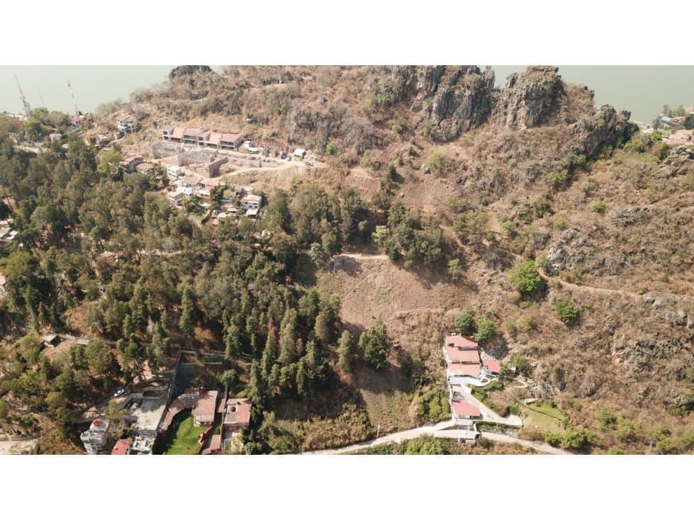 TERRENO VISTA AL LAGO LA PEÑA — foto 3