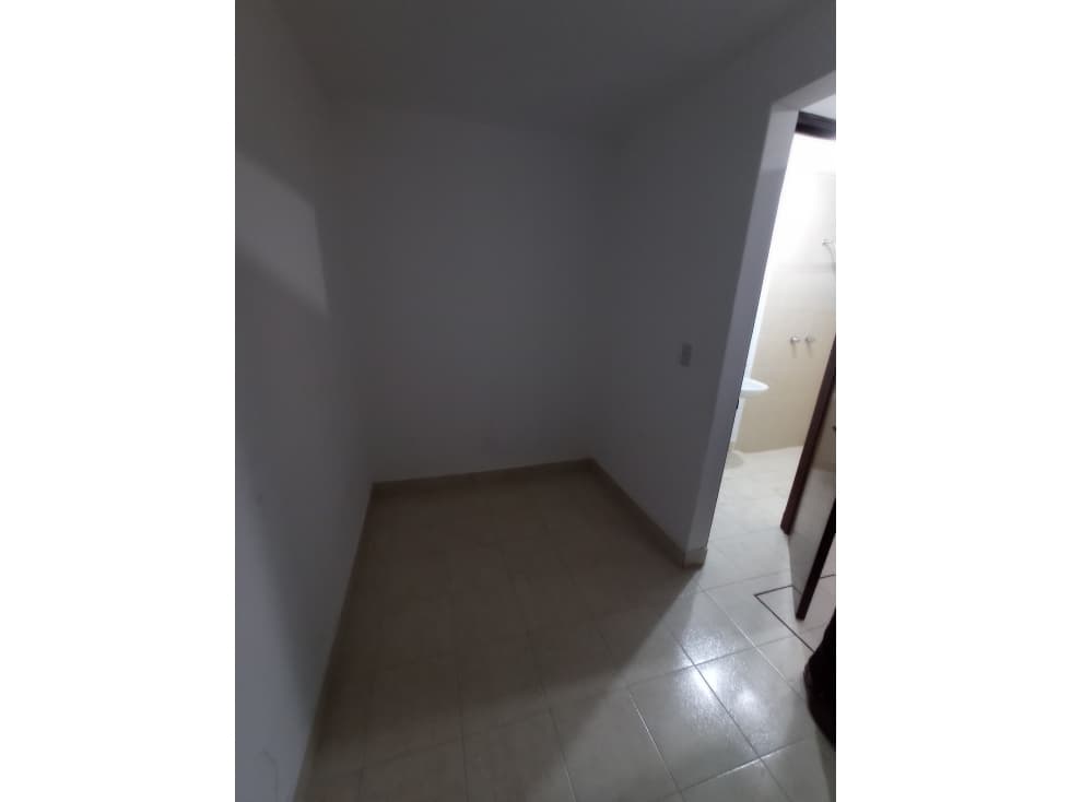 Cuarto Para Una Persona con Baño Rio Bamba Lindavista — foto 5