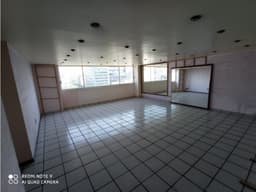 Oficina de 138 m2 Varios Privados a una Calle del Metro Chapultepec