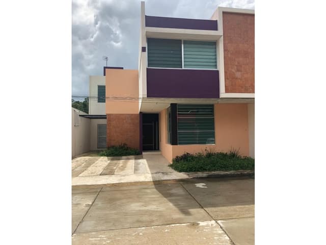 Casa en renta 4 hab en Paraíso Tabasco fraccionamiento con vigilancia