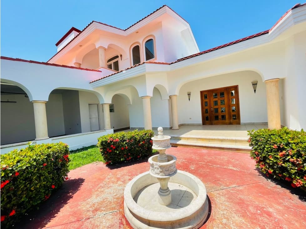 RENTA DE CASA AMUEBLADA EN COLONIA MIAMI — foto 2