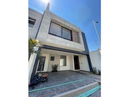 Casas En Venta En Residencial Altara Cerca De La UDLAP