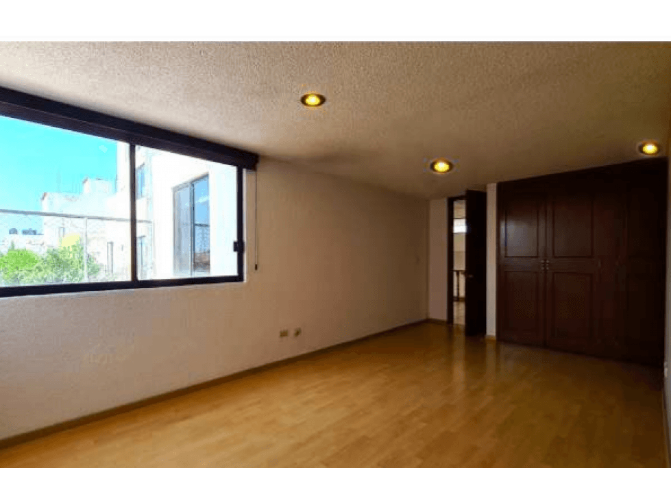 Casa En Venta En Fuentes Saint Germain — foto 6