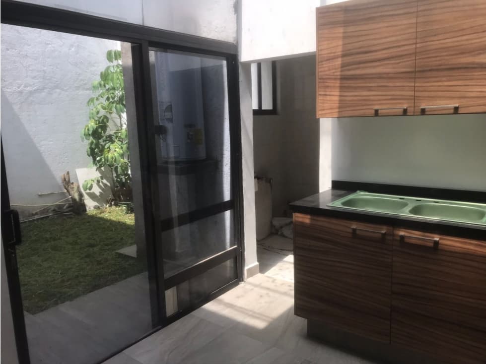 Casa En Venta En Momoxpan Cerca A Anillo Periferico — foto 4