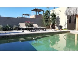 casa en venta HOUSE FOR SALE, STREET 16 La Paz,