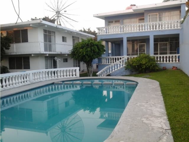 HERMOSA CASA EN RENTA PARA FINES DE SEMANA EN MORELOS.