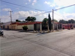 CASA EN ESQUINA CALLE 20, REYNOSA