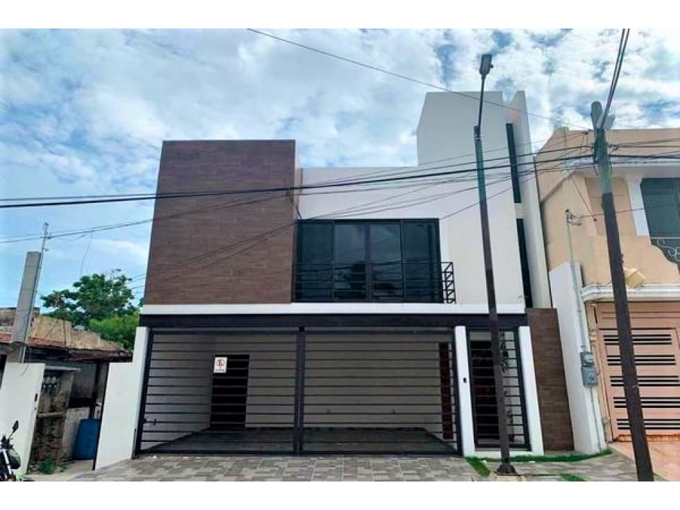 Casa en venta en col. Smith Tampico, Tamps — foto 1