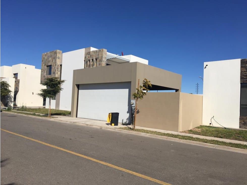 CASA EN RENTA ÁUREA RESIDENCIAL — foto 1
