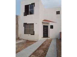 VENTA DE CASA EN LOMAS DEL PEDREGAL BERRIOZABAL.