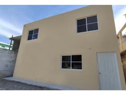 Casa bonita con 4 HABITACIONES!!