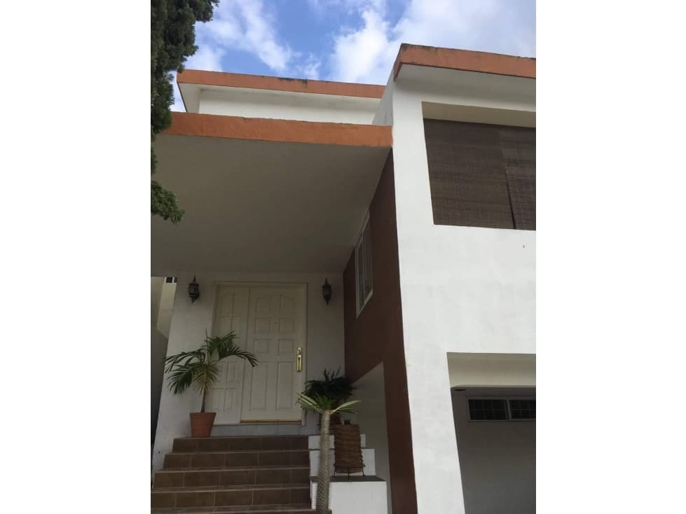 Casa ELEGANTE VENTA - RENTA — foto 2