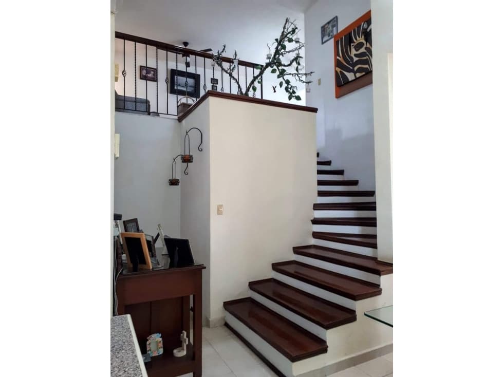 Casa ELEGANTE VENTA - RENTA — foto 4