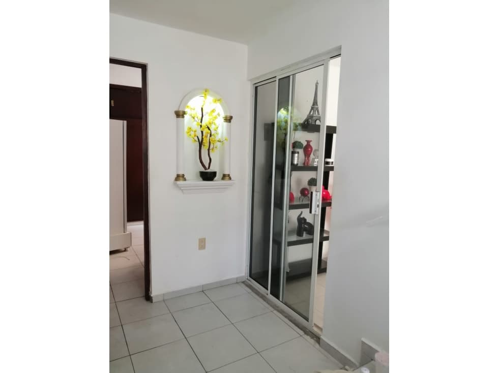casa PRACTICA Y MUY BIEN DISTRIBUIDA! — foto 3