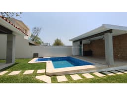 Casa #8 | Casa en venta en FRACCIONAMIENTO CON VIGILANCIA | $3,720,000