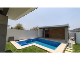 Casa #13 | Casa en venta en FRACC. CON VIGILANCIA | $3,740,000