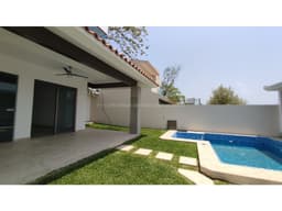 Casa #14 | Casa en venta en FRACC. CON VIGILANCIA | $3,750,000