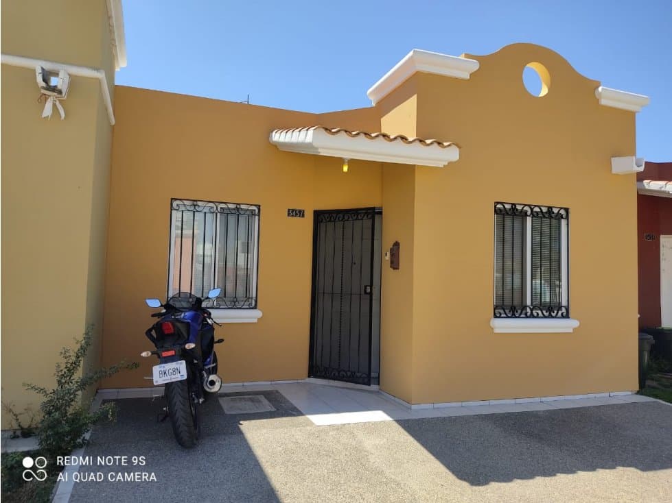 CASA EN VENTA 2 RECAMARAS EN REAL DEL VALLE — foto 1