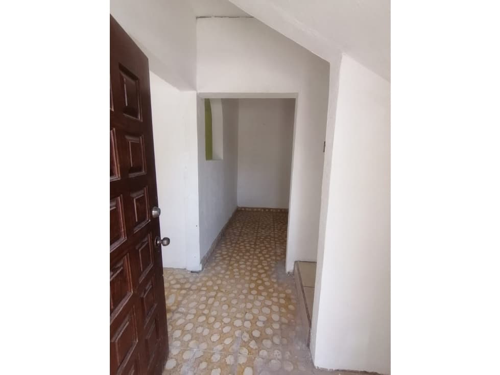 VENTA DE CASA INDIVIDUAL, COL. VIOLETAS, TAMPICO — foto 2