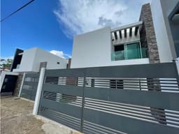 VENTA DE CASA RESIDENCIAL UNIDAD NACIONAL