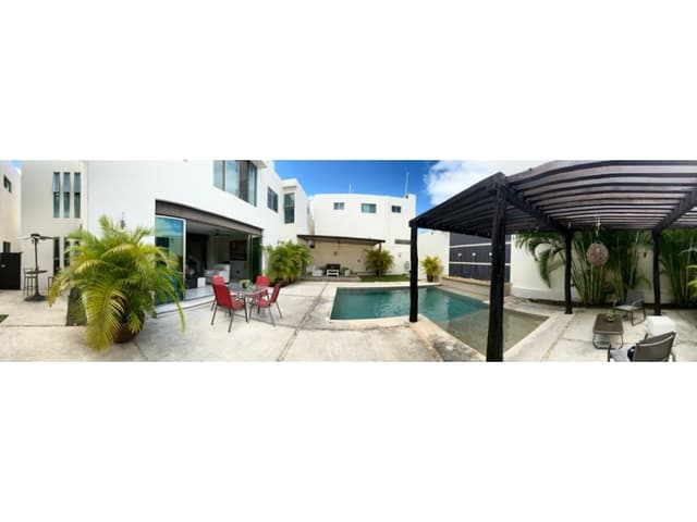 Oportunidad En Mérida Casa y Negocio  "CASA HARMONY"