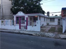 En Cancún, Casa En Venta excelente Ubicación!