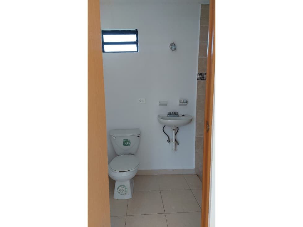 Renta de Casa ideal para Consultorio, Oficina, o Bodega! — foto 6