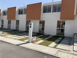 CASA | STA ISABEL 2R | ZONA SUR CASTILLOTLA