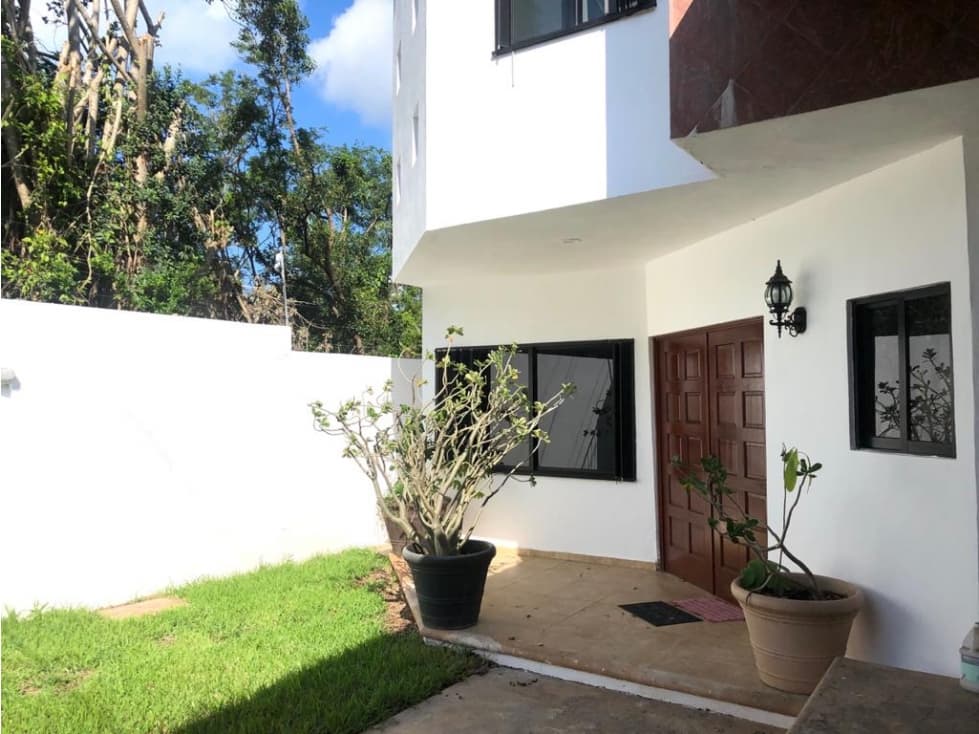 Casa en Venta Cancún - SM17 - 400 m2 - 4 Recamaras - 4,7 MDP — foto 1