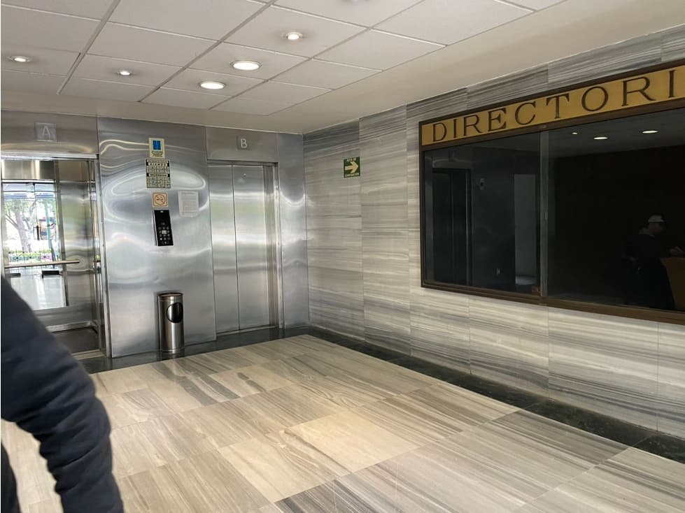 OFICINA EN VENTA HORACIO POLANCO — foto 1