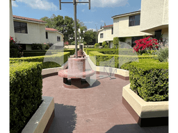 CASA EN VENTA PARQUES DE LA HERRADURA