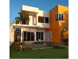 El Olimpo/ Casa 3 recamaras / Jardin y Piscina