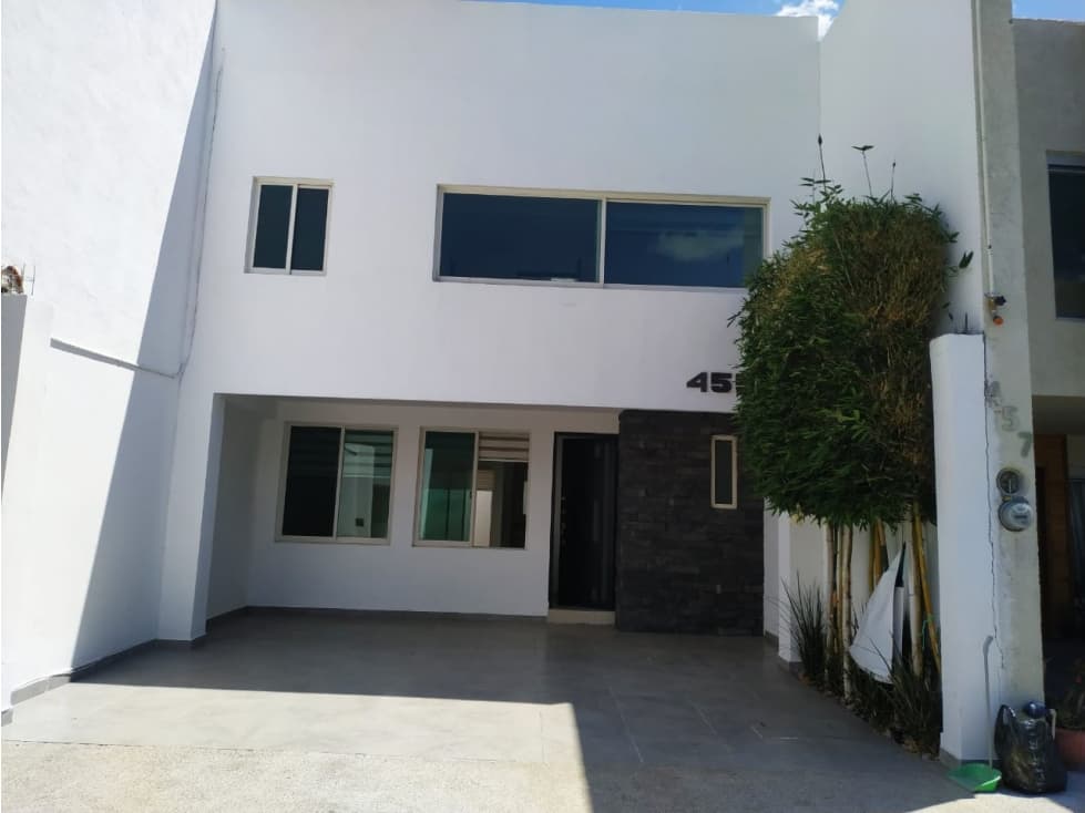 CASA VENTA PRIVADA TITANIO — foto 1