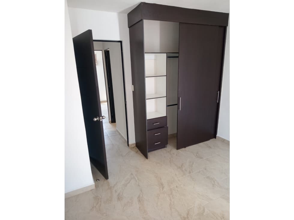 RENTA DE CASA GRAN JARDIN — foto 2