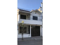 VENTA DE CASA EN JARDINES DE SAN SEBASTIAN II