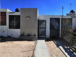 VENTA DE CASA LOMA DORADA