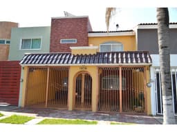 Casa En Venta - Fracc. Mirador De San Isidro