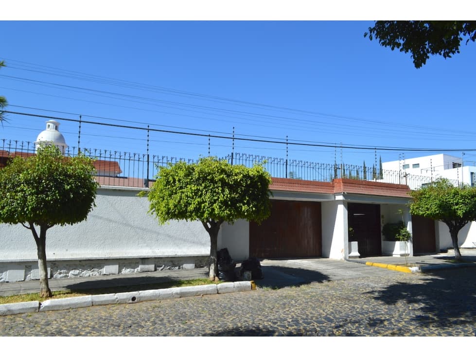 Propiedad en Las Fuentes a precio de terreno! — foto 2