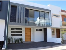 Casa Con Roof Garden - Fraccionamiento Los Almendros