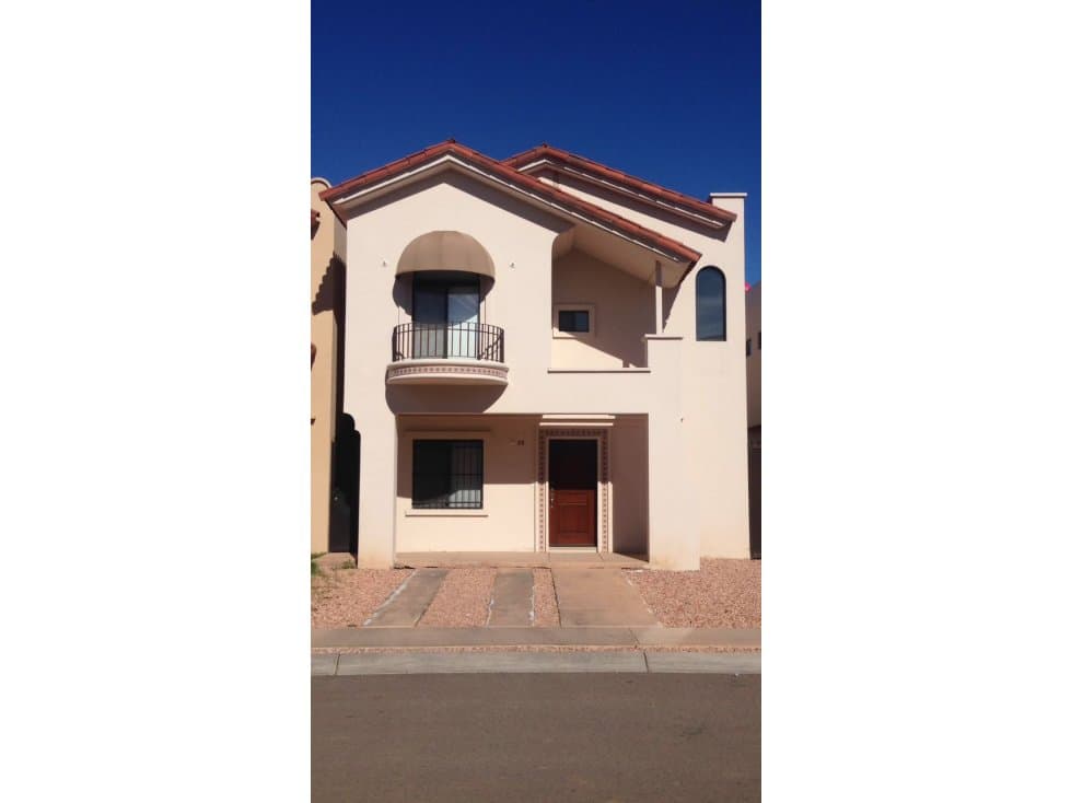 SE RENTA CASA EN REAL DE SEVILLA — foto 1