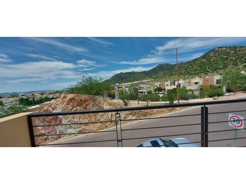SE VENDE CASA EN SANTA BARBARA RESIDENCIAL — foto 2