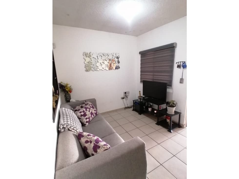 SE VENDE CASA EQUIPADA EN PUERTA REAL — foto 3