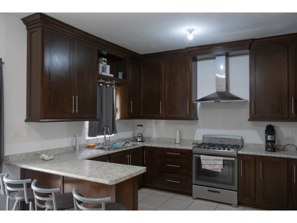 SE RENTA CASA AMUEBLADA EN PROVINCIAS RESIDENCIAL — foto 4