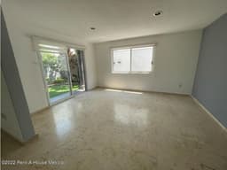 Casa de 3 recámaras y con seguridad, Centro Sur - VENTA